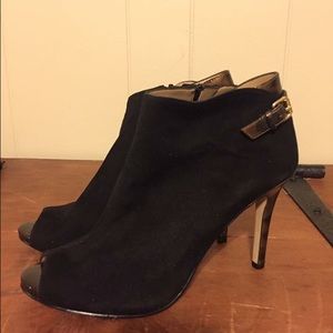 White House Black Market peep toe heels- black