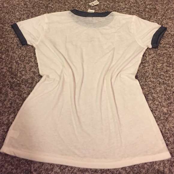 Pink vs tee - Picture 3 of 3