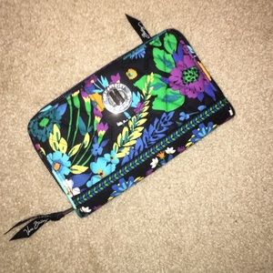 Vera Bradley wallet
