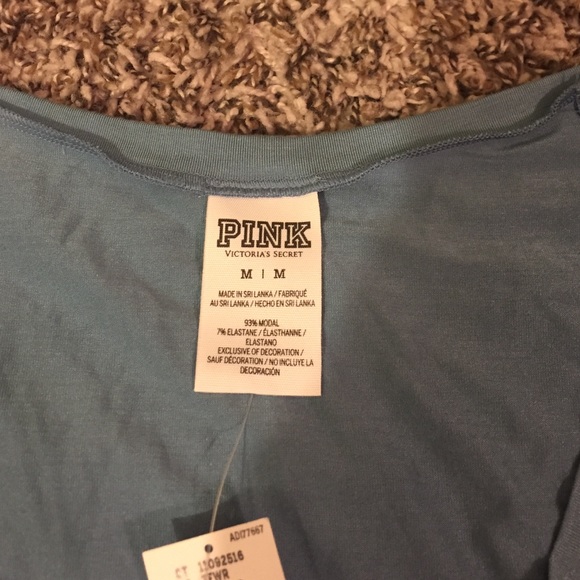 Pink vs tee - Picture 2 of 3