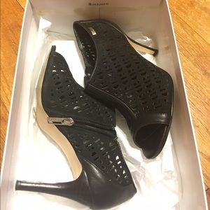 Calvin Klein Keilani Booties