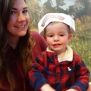 Meet your Posher, Tara