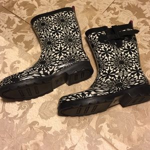 Capelli NY size 9 rain boots