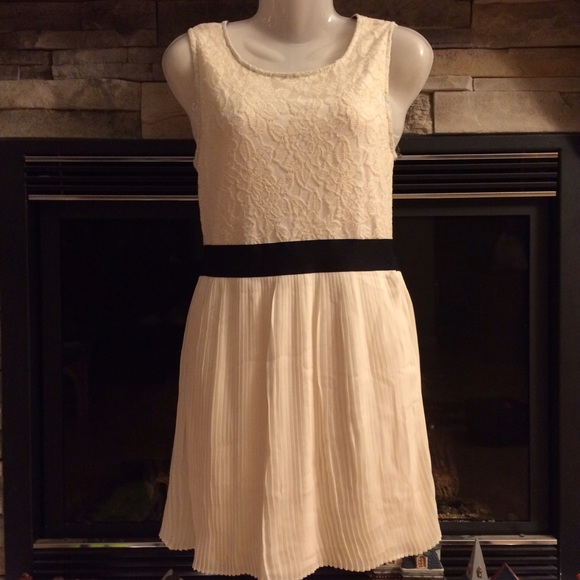 White cream mini dress