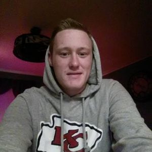 Meet your Posher, Casey