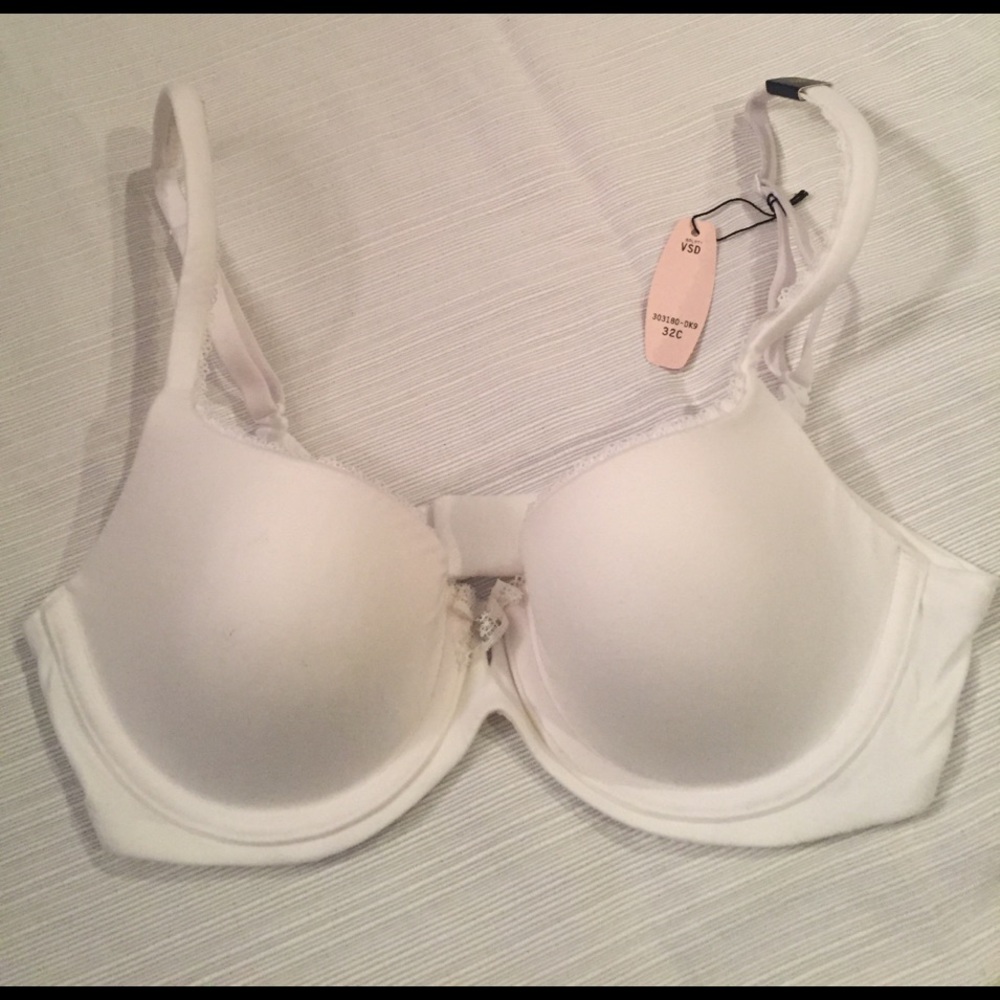 Victoria's Secret Body by Victoria Lined Demi Bra