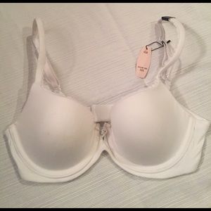 Victoria's Secret Body by Victoria Lined Demi Bra