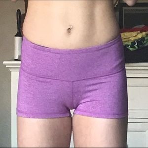 Lululemon heather pink bootie shorts