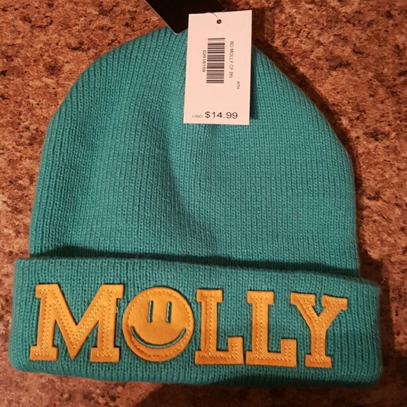 Beanie NWT