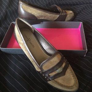 Vince Camuto Flats