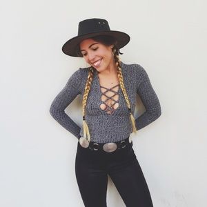 Meet your Posher, Mia