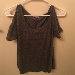cold-shoulder style t-shirt
