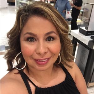 Meet your Posher, Margarett