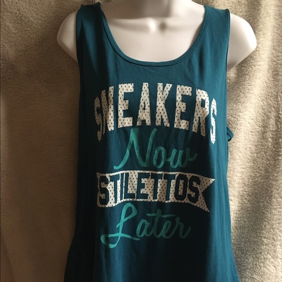 Chin up apparel