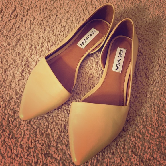 Nude Flats (Patent Leather Style)