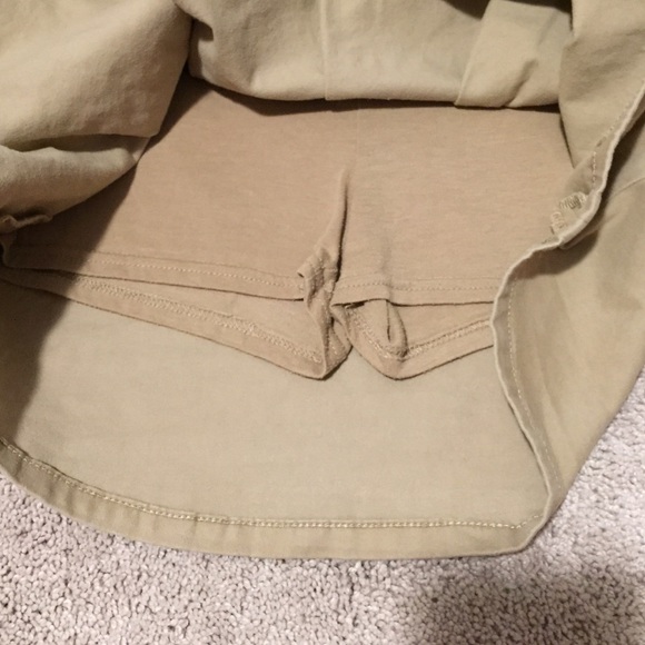 Children's Place Bottoms - Children's Place khaki uniform skort Children's Place Bottoms - Children's Place khaki uniform skort