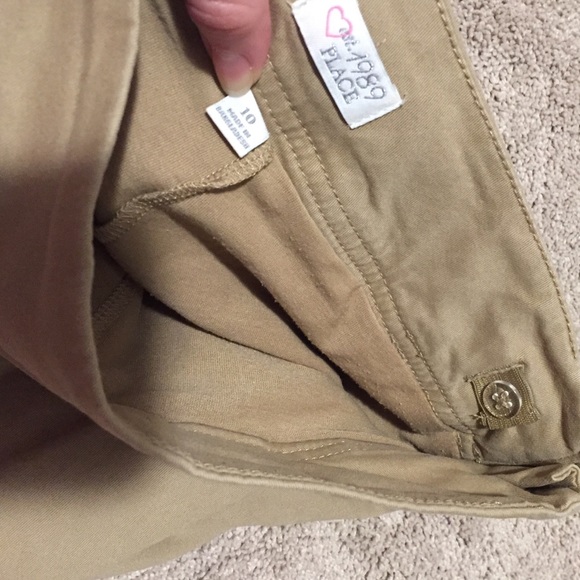 Children's Place Bottoms - Children's Place khaki uniform skort Children's Place Bottoms - Children's Place khaki uniform skort
