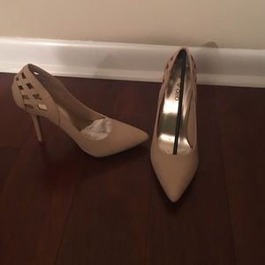 Nude Deb heels
