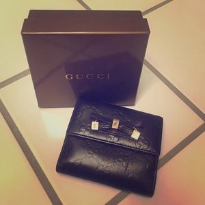 Autehtic Gucci Wallet