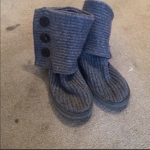 Grey knit uggs