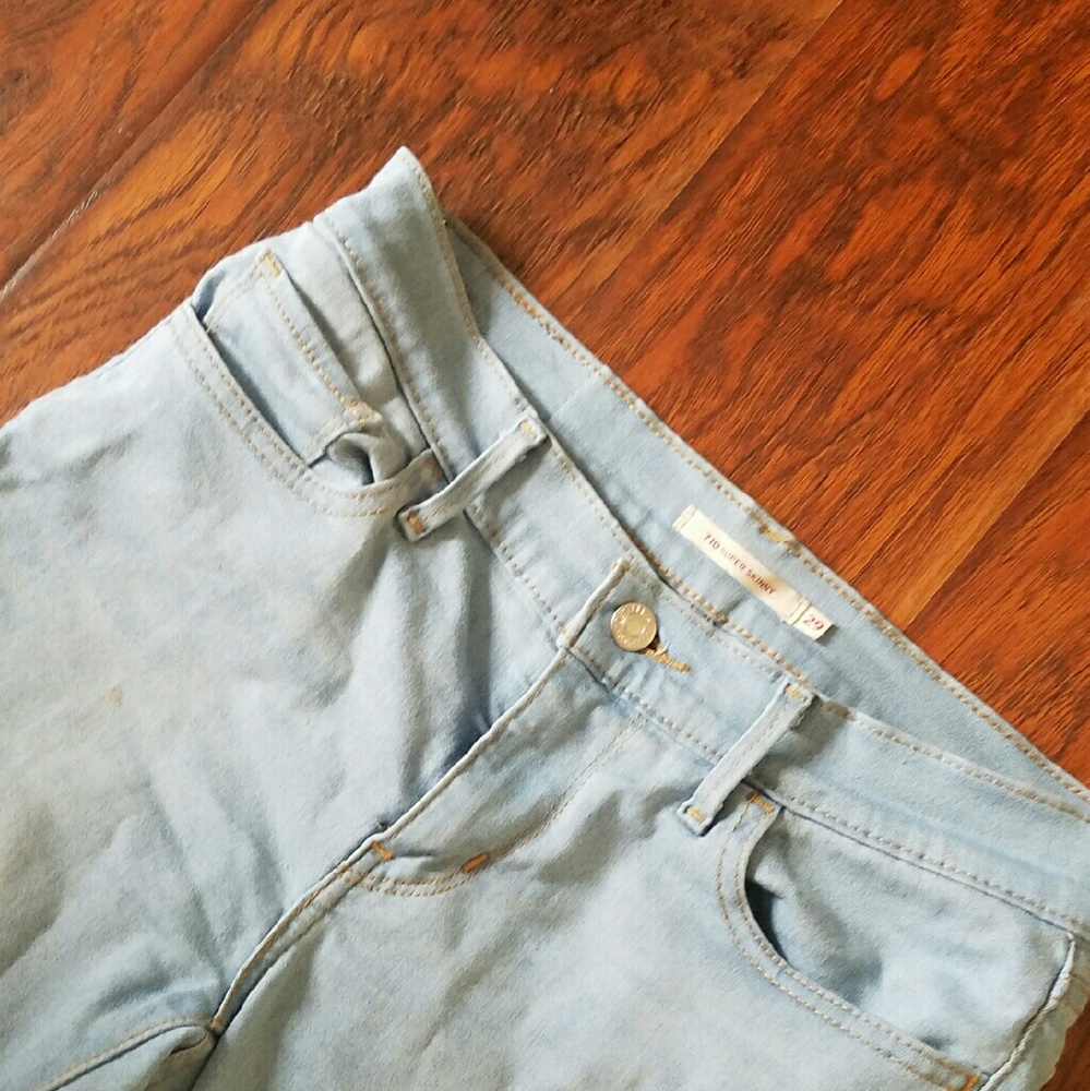 Levi's << Light wash Jeans >>