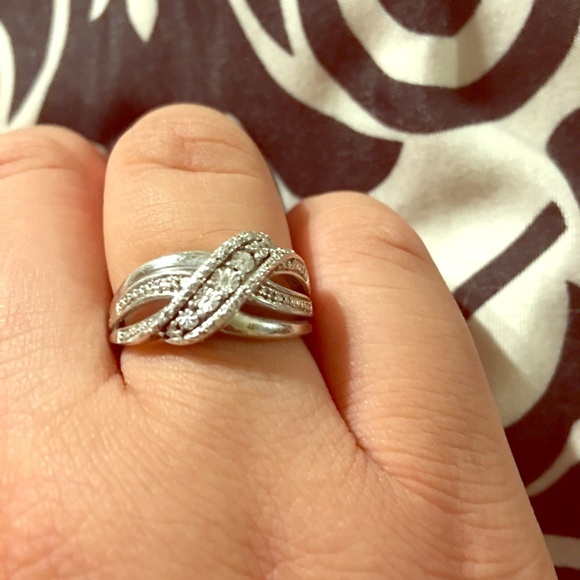 Diamond silver ring!!