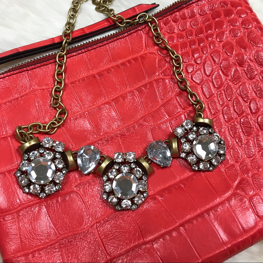 Gorgeous J Crew crystal statement necklace - Picture 2 of 5