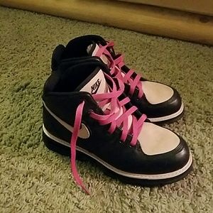 Nike boot