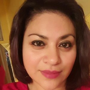 Meet your Posher, Nely