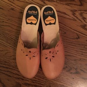 Swedish Hasbeens mules