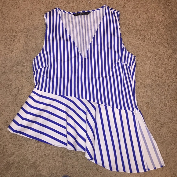 Sleeveless asymmetrical top