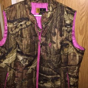 Browning camo vest