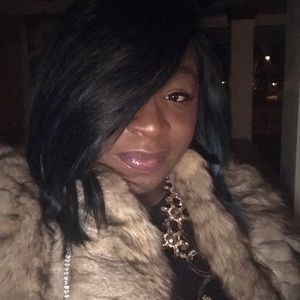 Meet your Posher, Latasha