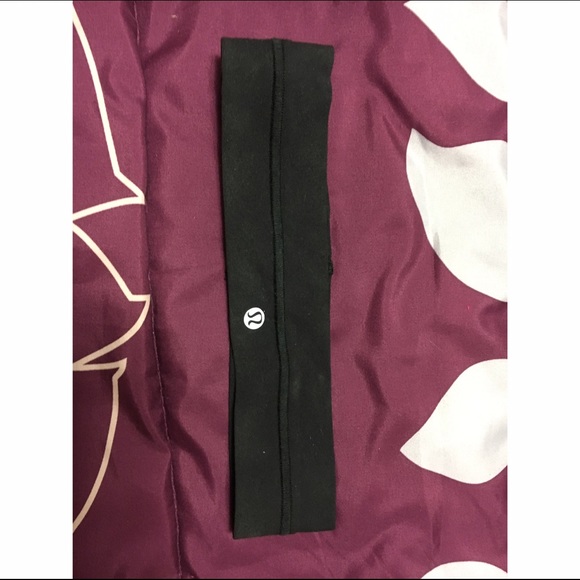 Black LuluLemon Headband