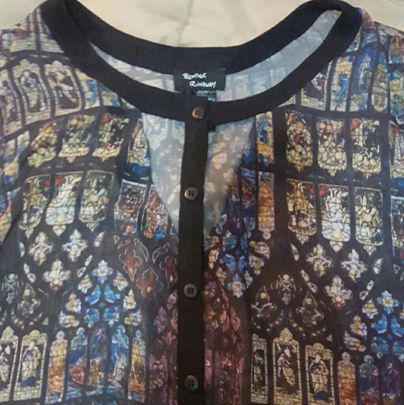 High-low laser cut stain glass top