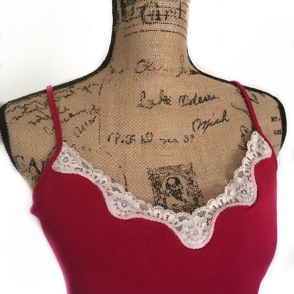 Express Lace Cami - Picture 3 of 4