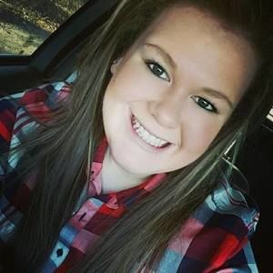 Meet your Posher, Macey