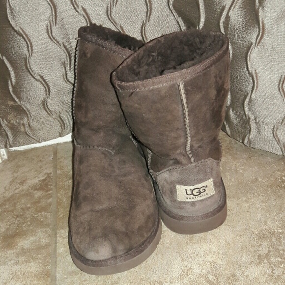 UGGs girl size 3