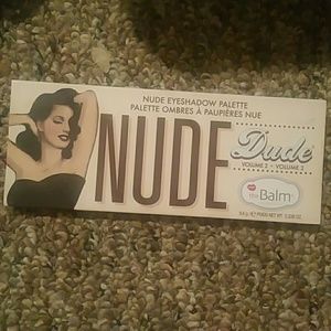 The Balm Nude Dude Palette
