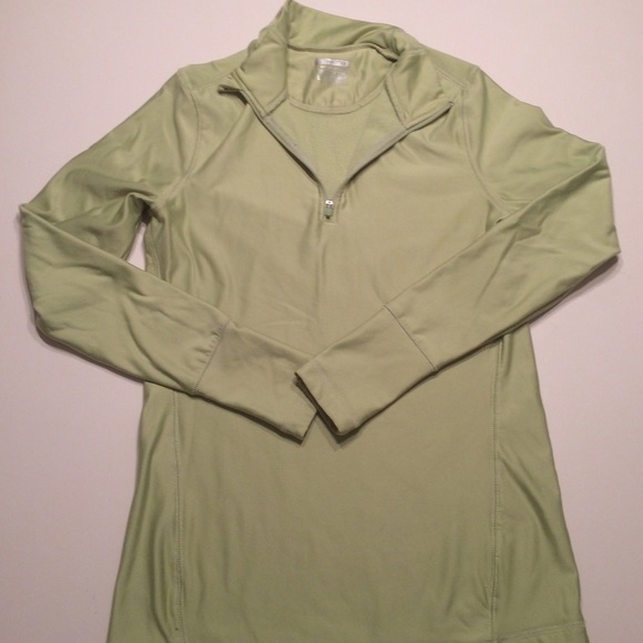 Green running pullover - Picture 3 of 4