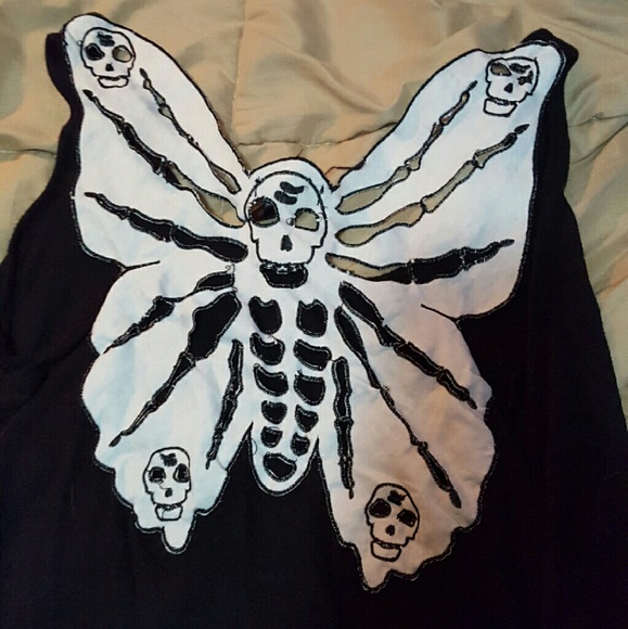 Butterfly Skull T-shirt 🛇Donated🛇