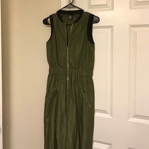 Rue 21 polyester sleeveless jumpsuit