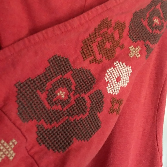 🎈S A L E🎈FridaySaturday Sewing Club Hoodie - Picture 3 of 4