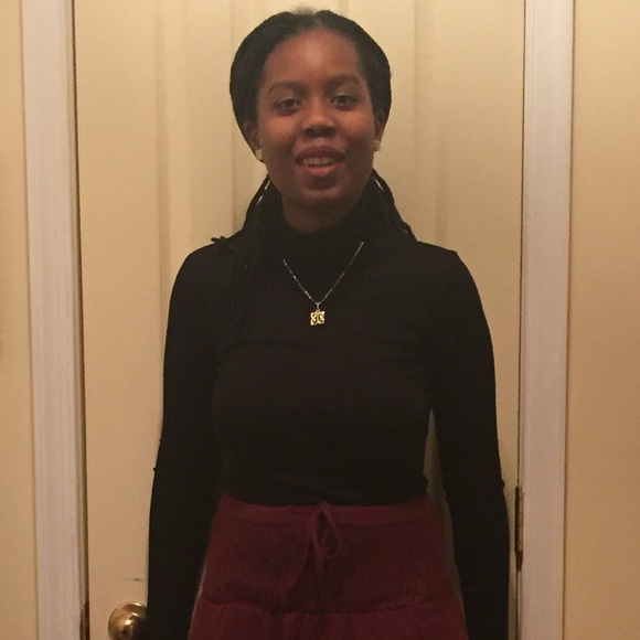 Meet your Posher, Krystele