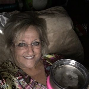 Meet your Posher, Patti