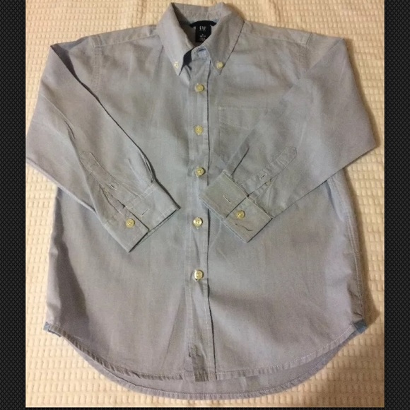 SOLD UC Boy's GAP button Down Powder Blue SIZE 6-7