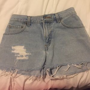 Levi high waisted shorts