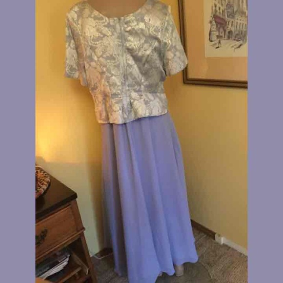 👗★❦꒒ik୧⌵♡⌵N୧w❦★ AUCTION PRICE👩🏻‍⚖️ Vintage Elegant Purple & Silver Dress - Picture 5 of 7
