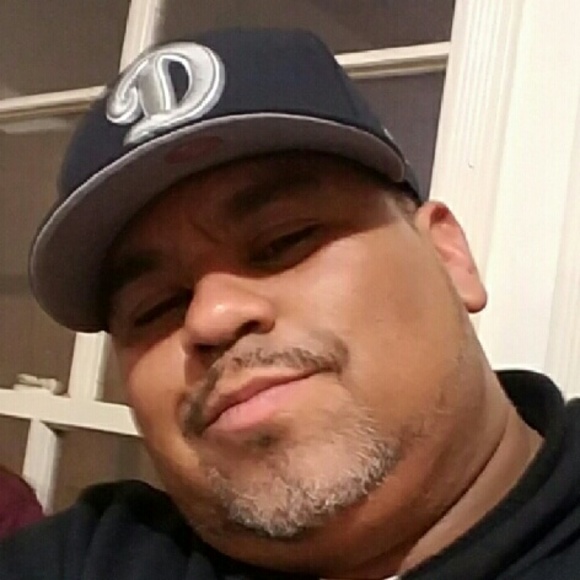 Meet your Posher, Gilbert