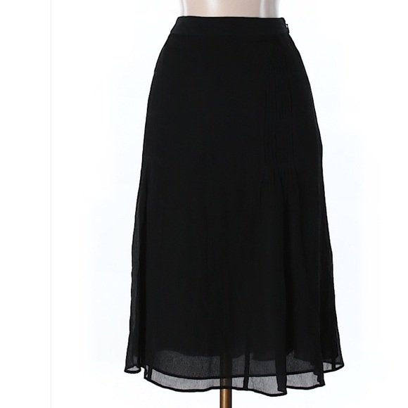 Ann Taylor Black Silk Skirt
Size 4